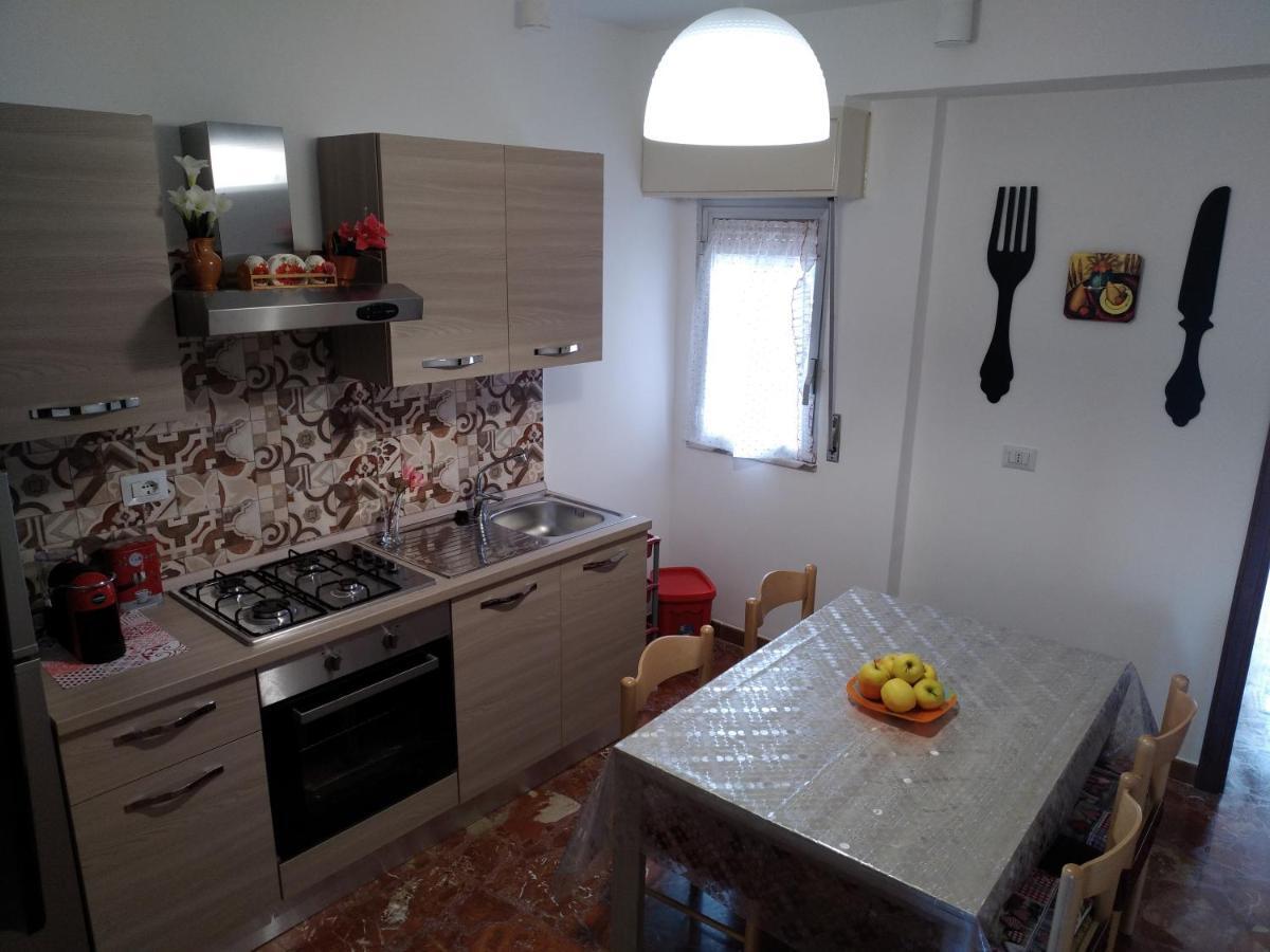 Appartamento Casa Donna Franca Castiglione De Sicilia Esterno foto